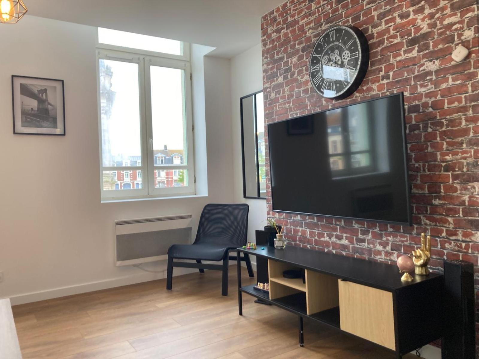 Le Gambetta Theatre De Calais Apartman Kültér fotó