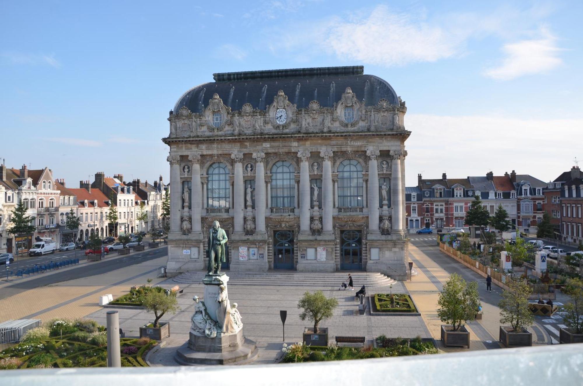 Le Gambetta Theatre De Calais Apartman Kültér fotó